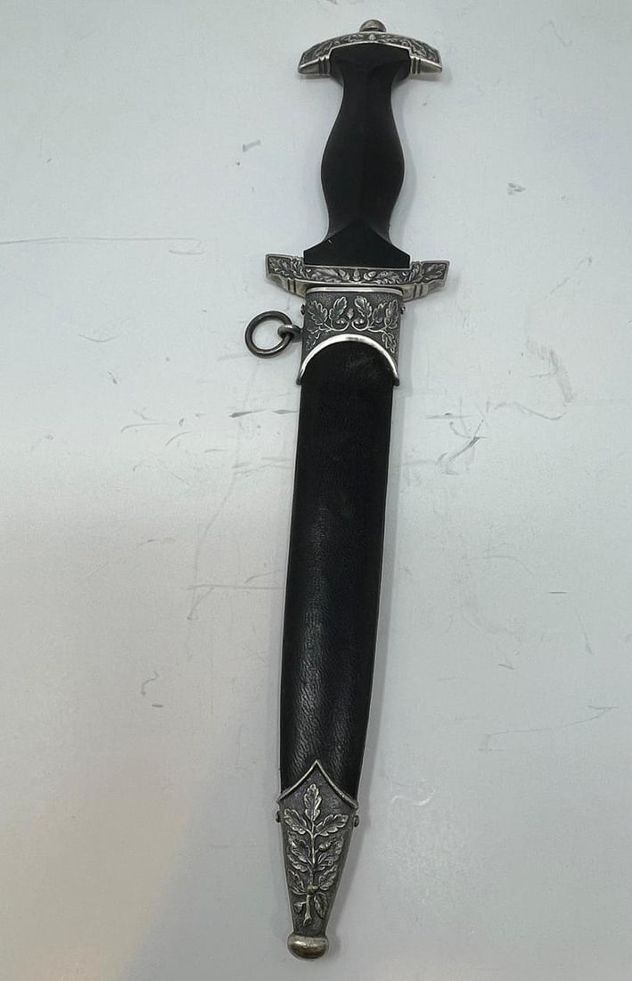 German Third Reich SS HONOR DAGGER w/ SCABBARD: Description: German Third Reich SS HONOR DAGGER w/ SCABBARD ; Measurement Approximate: ; Material: Metal