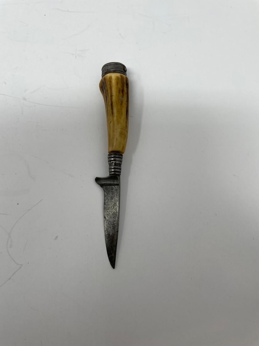 German PUMA Solingen ROSTFREI - STAG HANDLE KNIFE: Description: German PUMA Solingen ROSTFREI - STAG HANDLE KNIFE; Measurement Approximate: ; Material: Metal