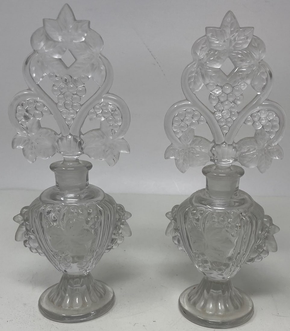 Twin Circa 1940's Imperial Glass Perfume Bottles w/ Stopper (1 of 5)