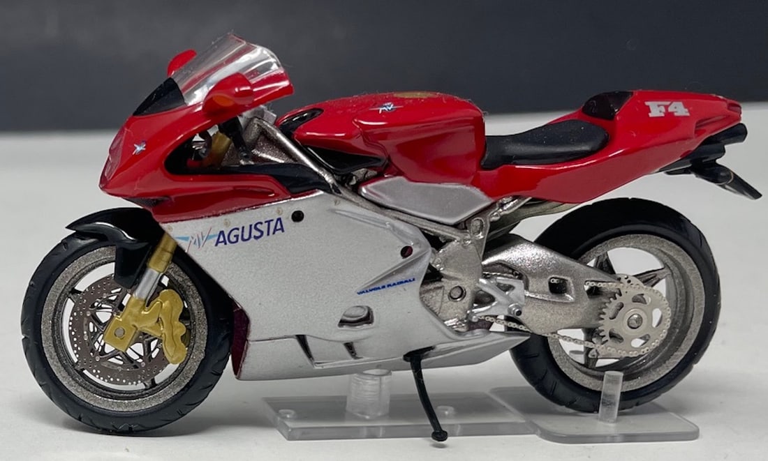2002 MV Agusta 750 M4S Production, IXO, China, 1/24 Scale, Mint Condition (1 of 4)