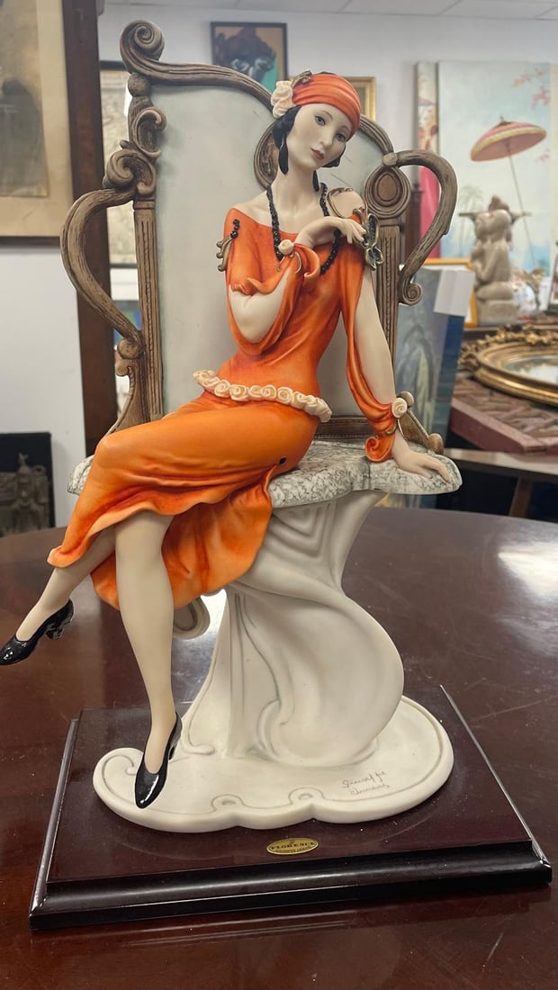 Giuseppe Armani Statue CHARM (1 of 8)