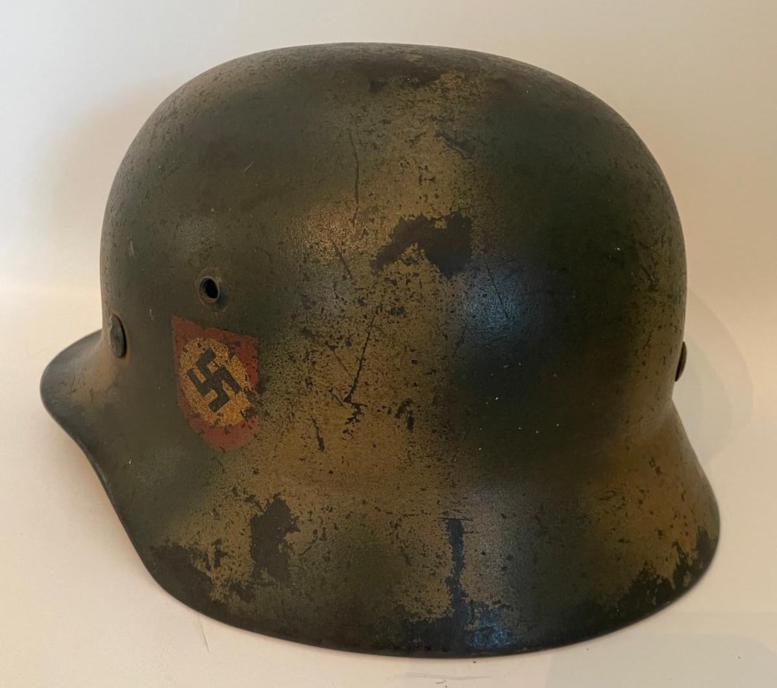 WWII German Luftwaffe Helmet (1 of 7)