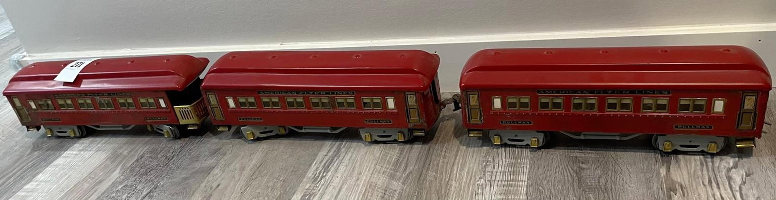 American Flyer 4332, 4331, 4331 Passenger Cars: Description: American Flyer 4332, 4331, 4331 Passenger Cars, Part of a Prewar Collectibe Trains Estate Collection; Measurement Approximate: "h x "w; Material: