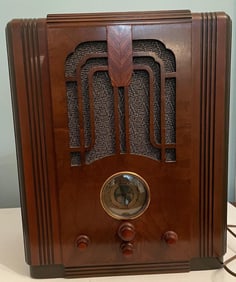 Vintage 1930's Grunow Radio Professionally Restored & Works