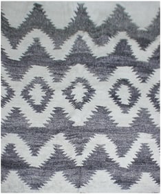 Handmade Bamboo Silk Rug. 9/12 Feet