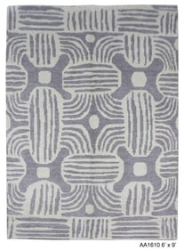 Handmade Ikat Wool Rug. 6' x 9'