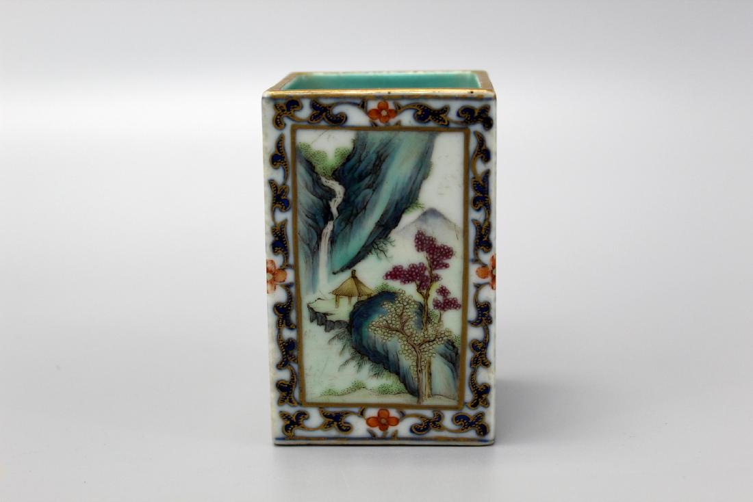 Chinese famille rose porcelain brush pot, Qianlong (1 of 5)