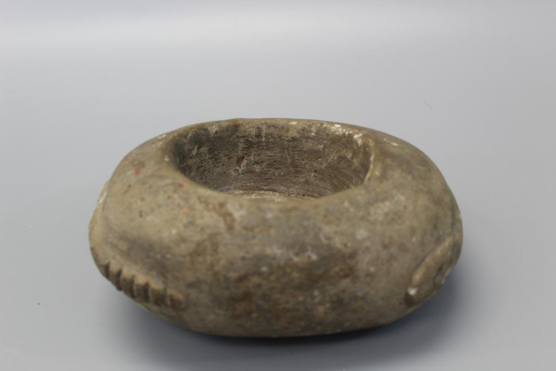 Stone grinder, mimbres culture. (1 of 4)