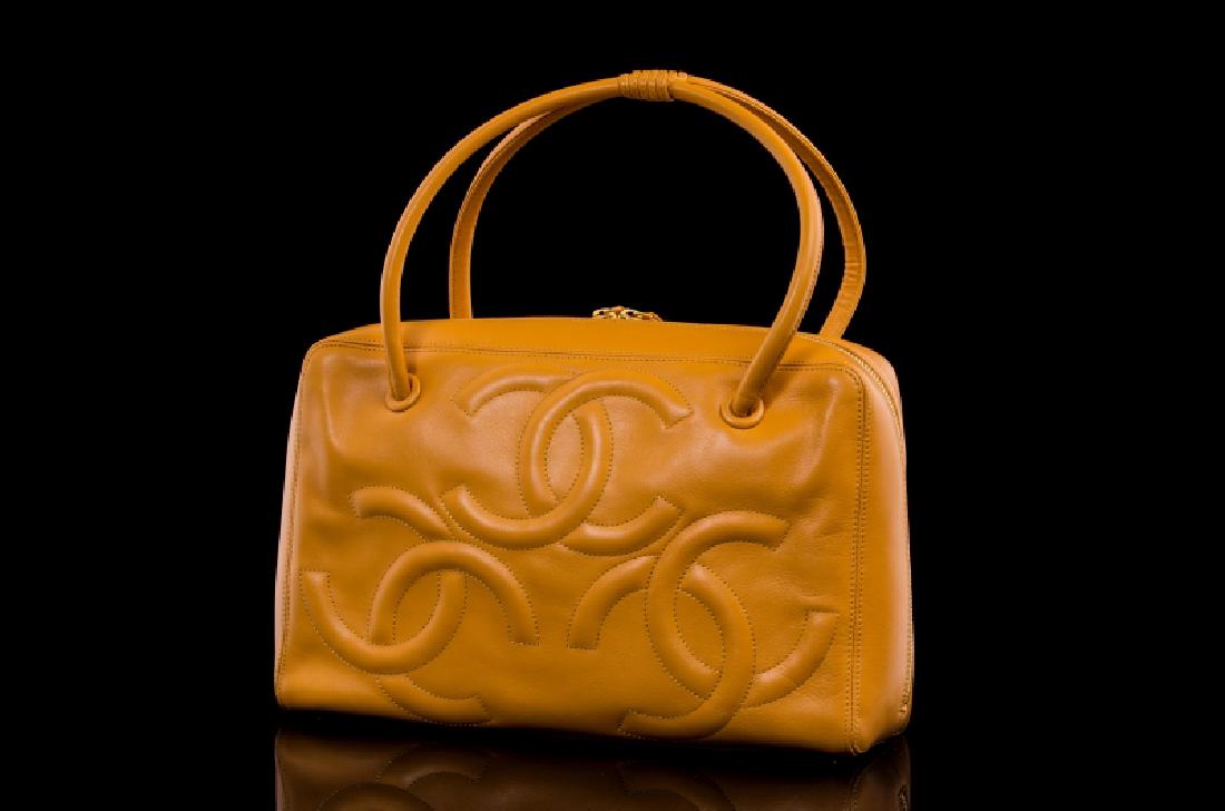 DARK YELLOW MUSTARD CHANEL HANDBAG (1 of 4)