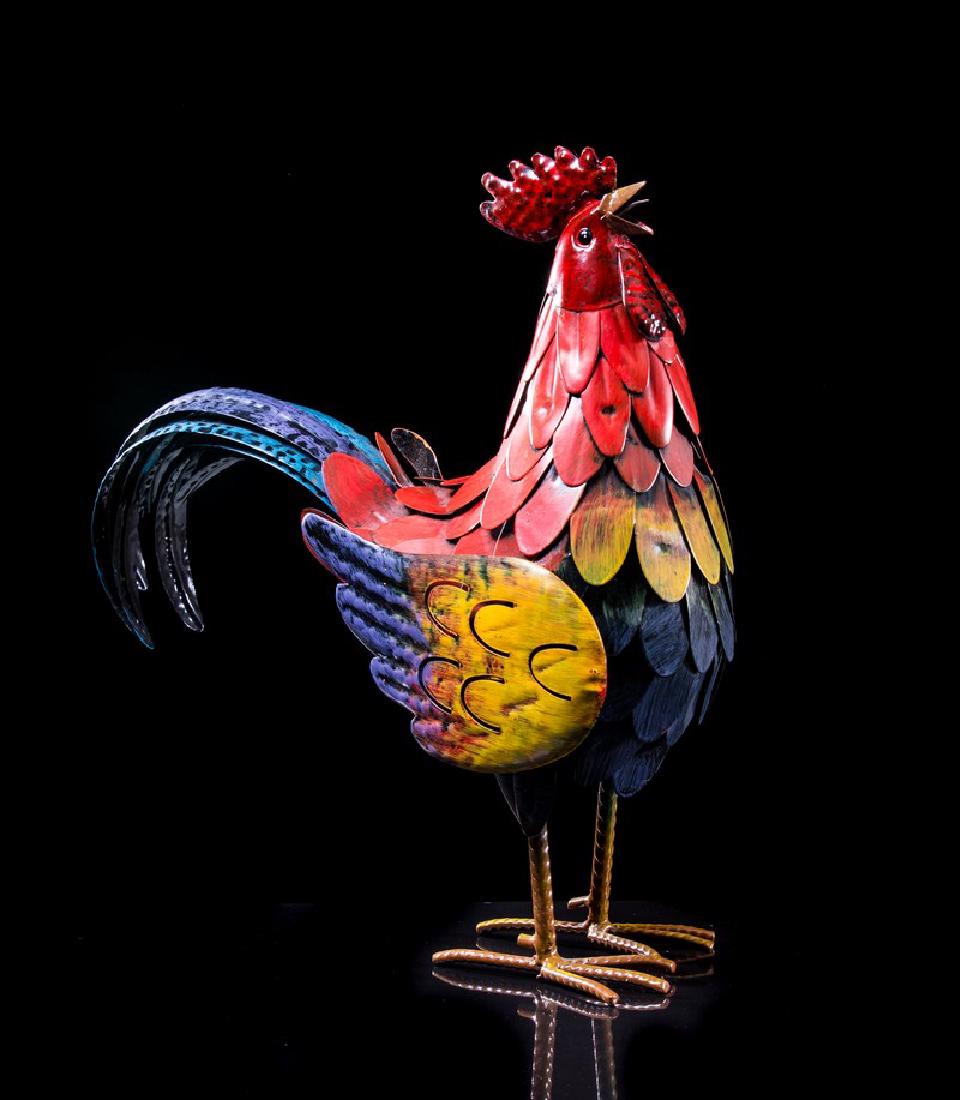 HAND PAINTED METAL ROOSTER (1 of 3)