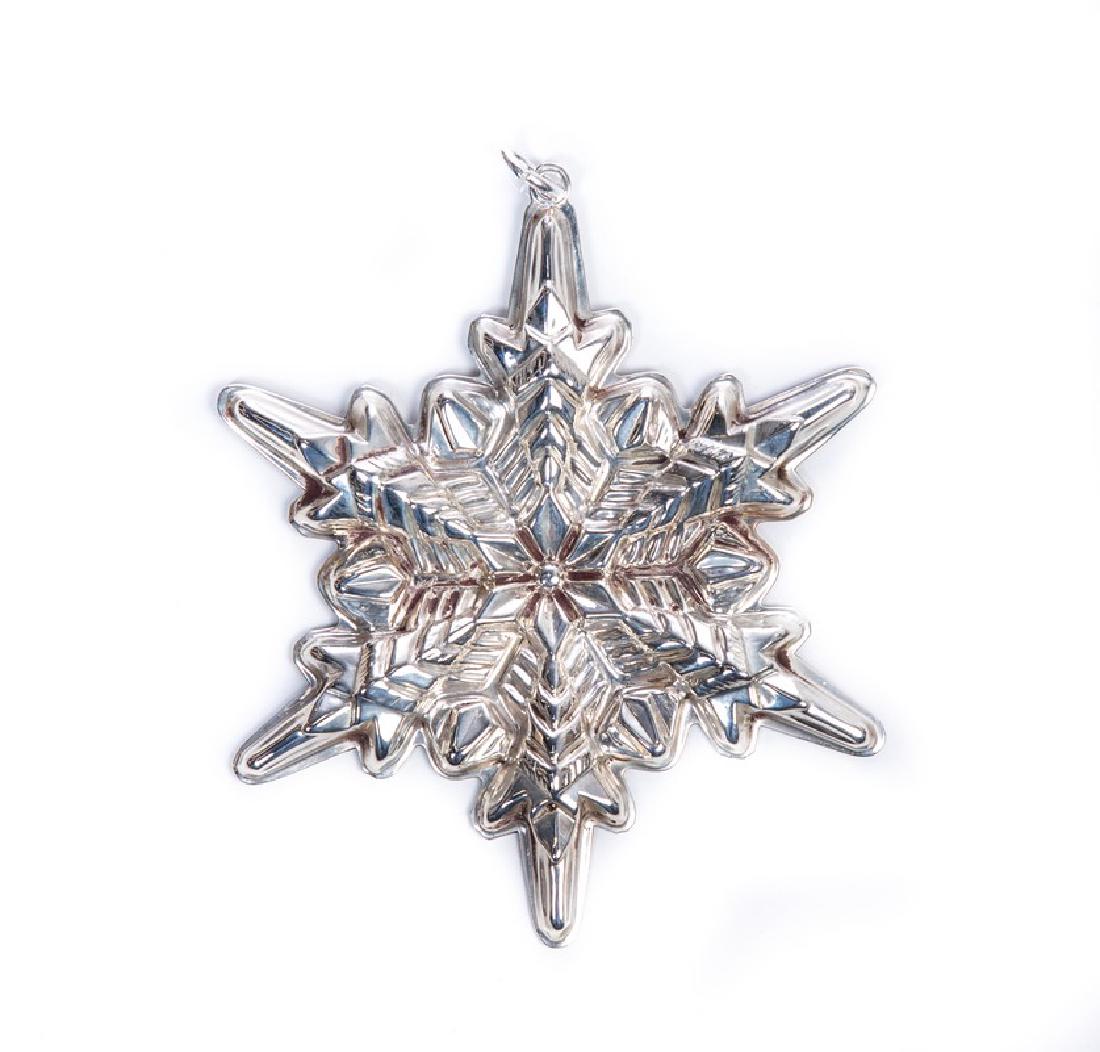 GORHAM STERLING CHRISTMAS 1972 ORNAMENT (1 of 2)