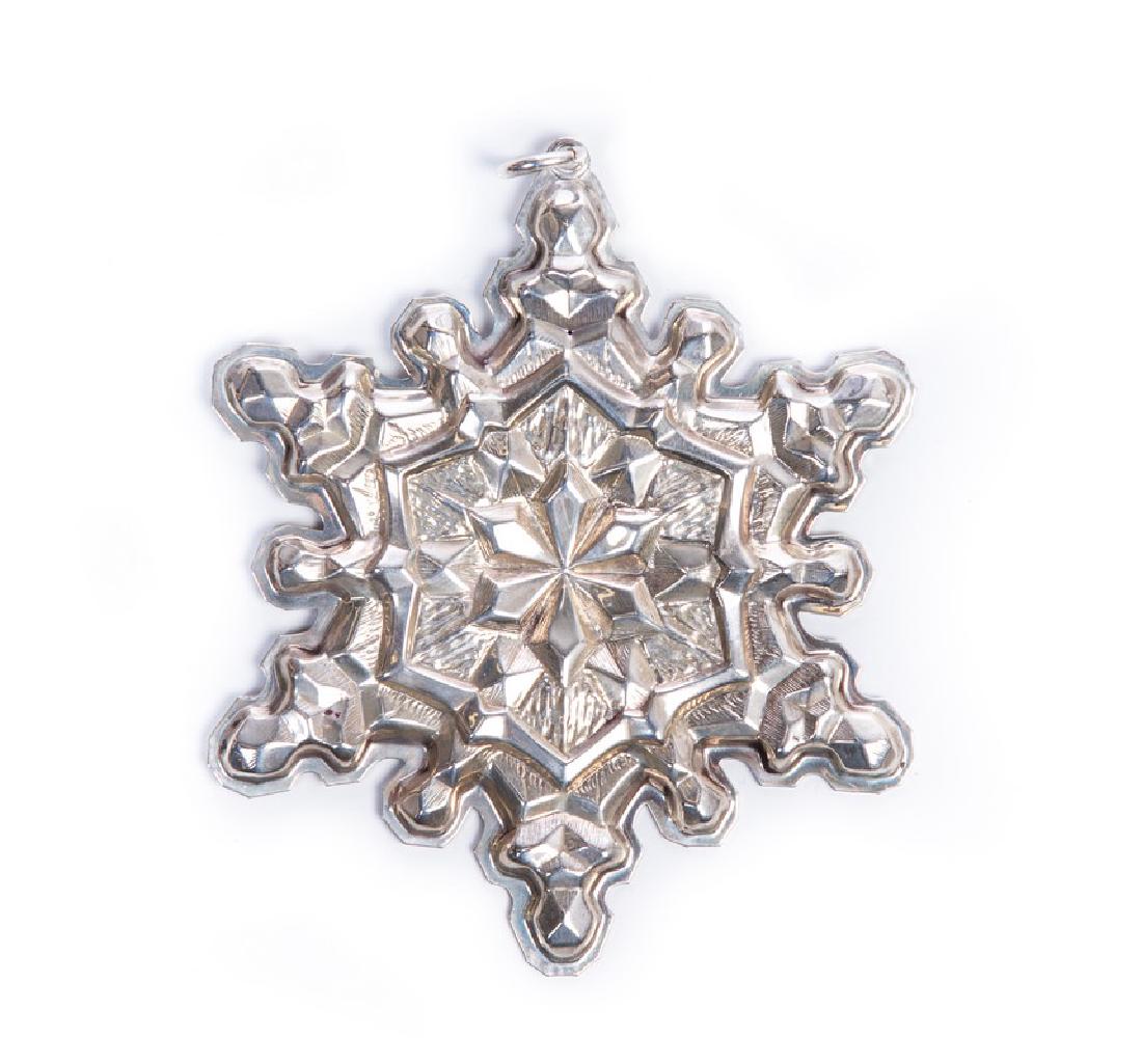 GORHAM STERLING CHRISTMAS SNOWFLAKE 1971 (1 of 2)