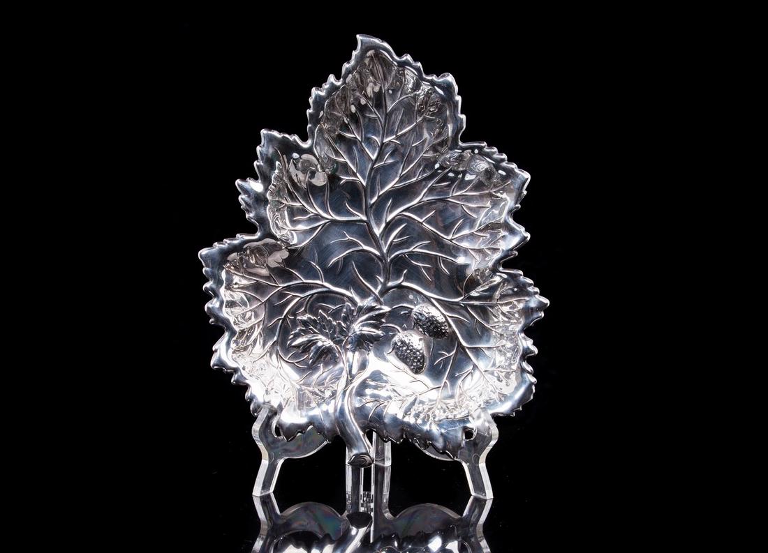 ALVIN STERLING STRAWBERRY LEAF TRAY DISH TRAY (1 of 7)