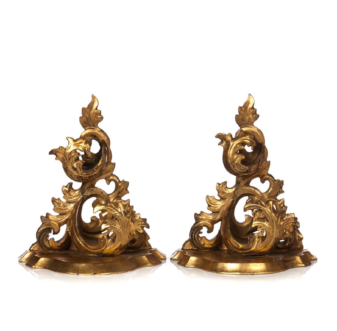PAIR OF GILTWOOD CARVED WALL BRACKETS (1 of 3)