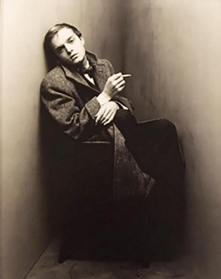 Irving Penn Truman Capote New York 1948: Irving Penn Truman Capote New York 1948. Vintage printing Photolitho, The actual items are crisp images Black on black archival matting size Approx: 11x14