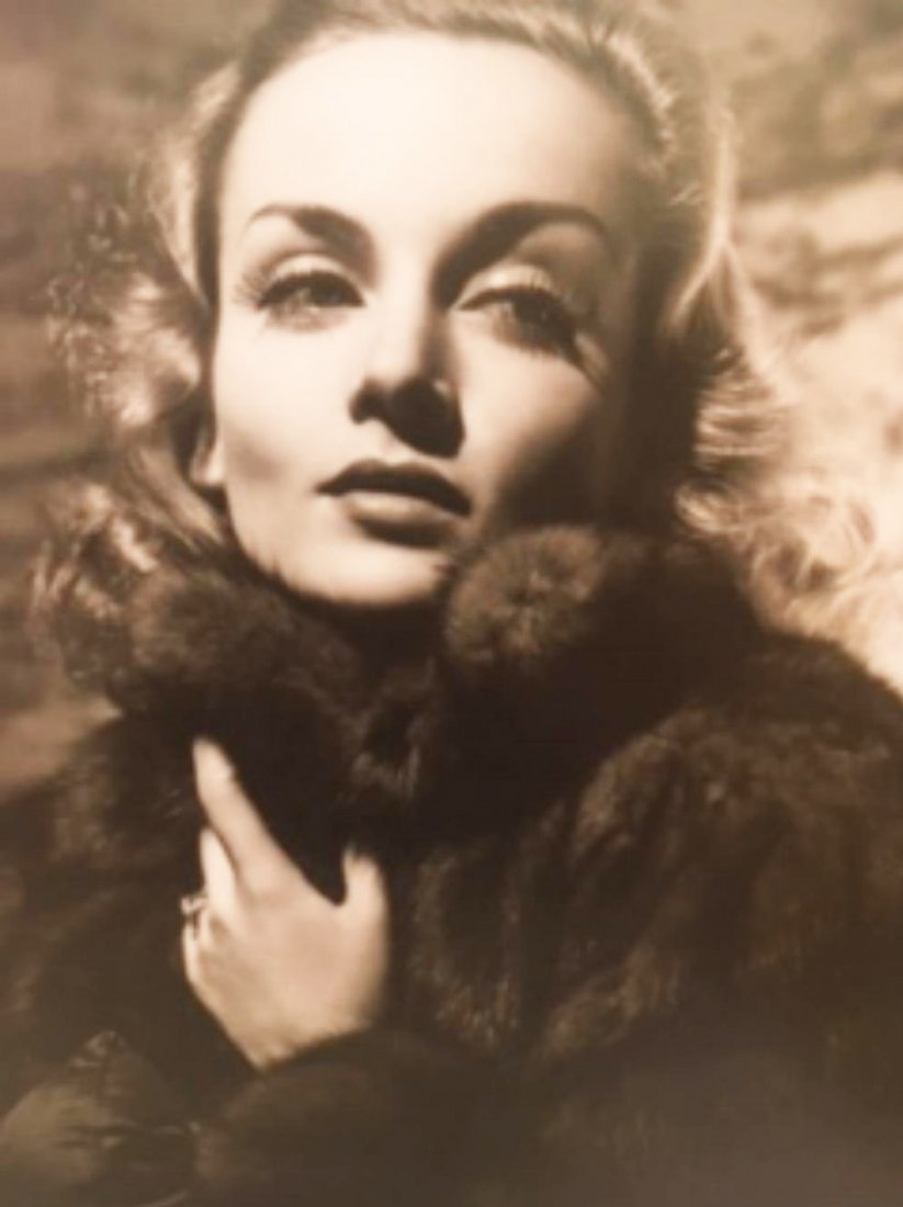 GEORGE HURRELL carole Lombard 1936: GEORGE HURRELL carole Lombard 1936. Vintage printing from portraits The actual items are crisp images Black on black archival matting , approx : 11x14 inches