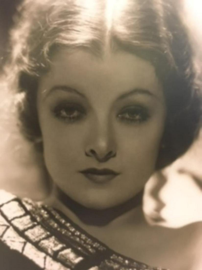 GEORGE HURRELL Myrna Loy 1931 MGM: GEORGE HURRELL Myrna Loy 1931 MGM. Vintage printing from portraits The actual items are crisp images Black on black archival matting , approx : 11x14 inches