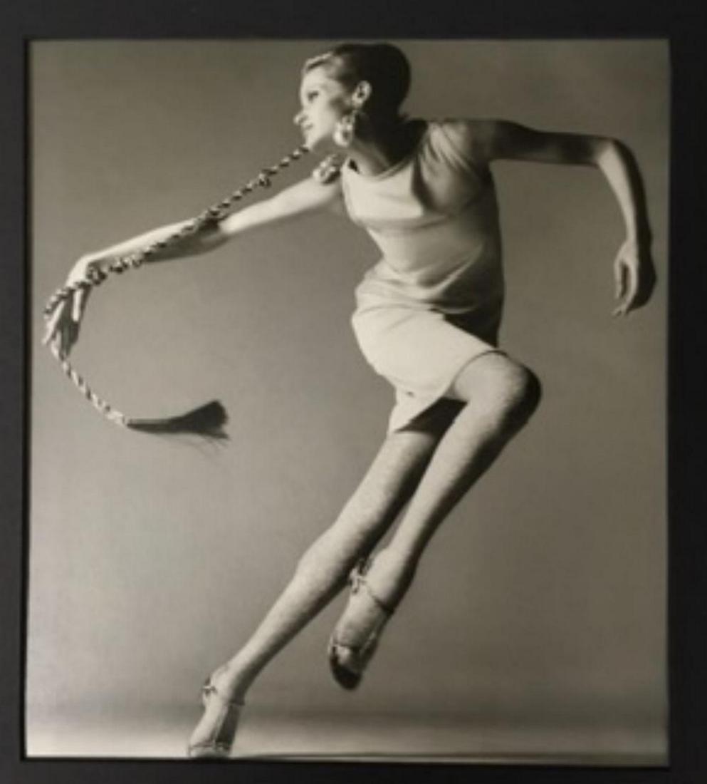 Richard Avedon, Veruschka, NY, Jan 1967: Richard Avedon, Veruschka, NY, Jan 1967. Vintage printing from portraits The actual items are crisp images Black on black archival matting , approx : 11x14 inches