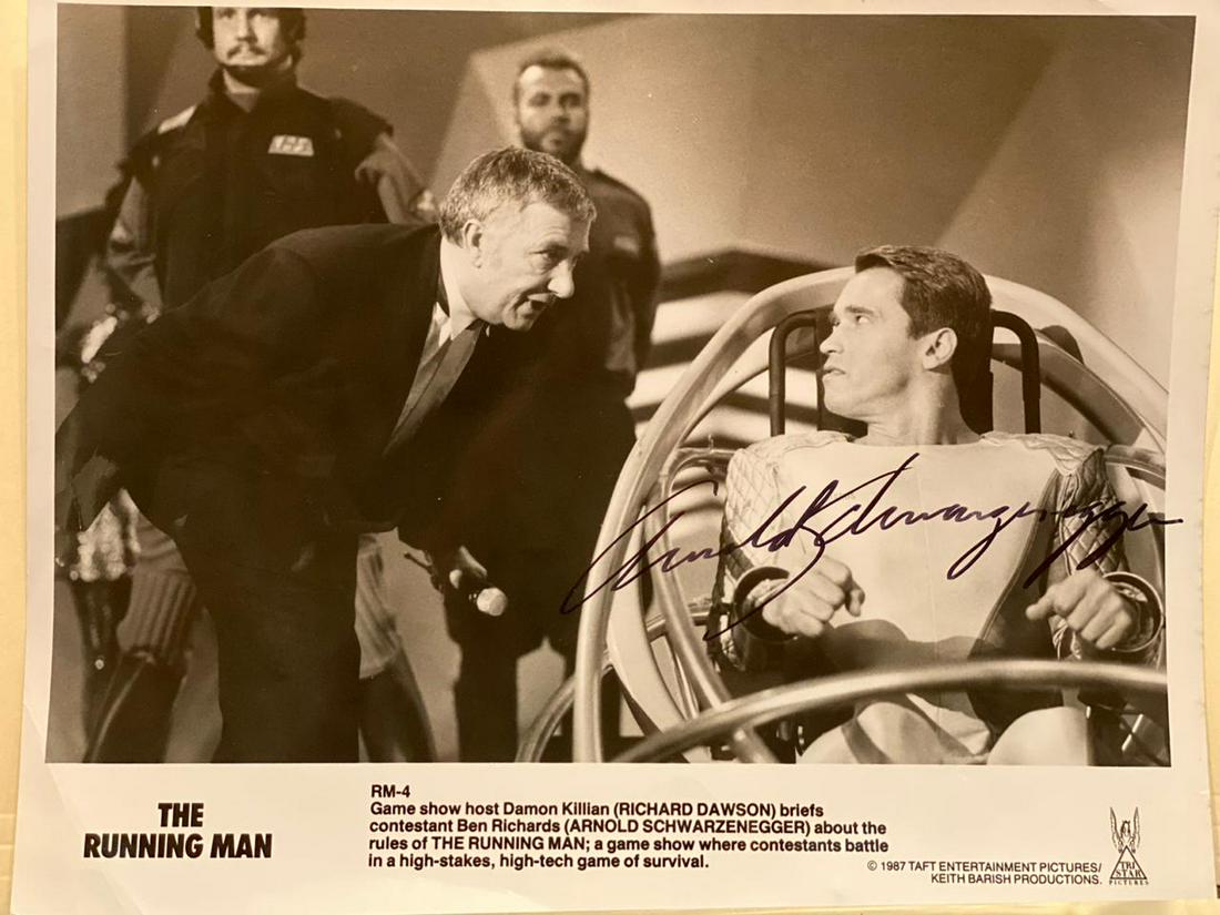 Arnold Schwarzenegger The Running Man Autograph Photo (1 of 1)