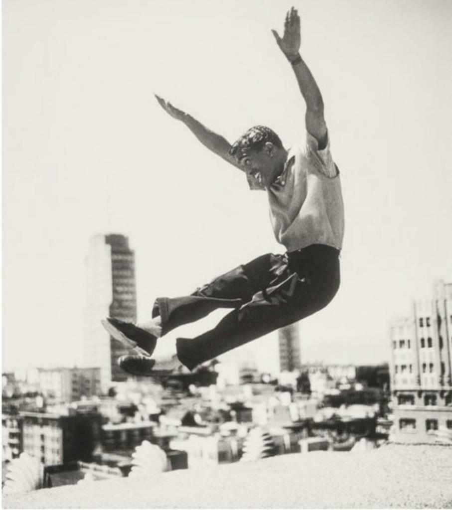 Frank Worth Sammy Davis Jr. Photograph Limited Edition Celebrity Actor Singer Hollywood: Artist: Frank Worth Title: Sammy Davis Jr. Medium: Photograph Edition Type: Limited Edition Dimensions: 20 x 16 inches Condition: Excellent