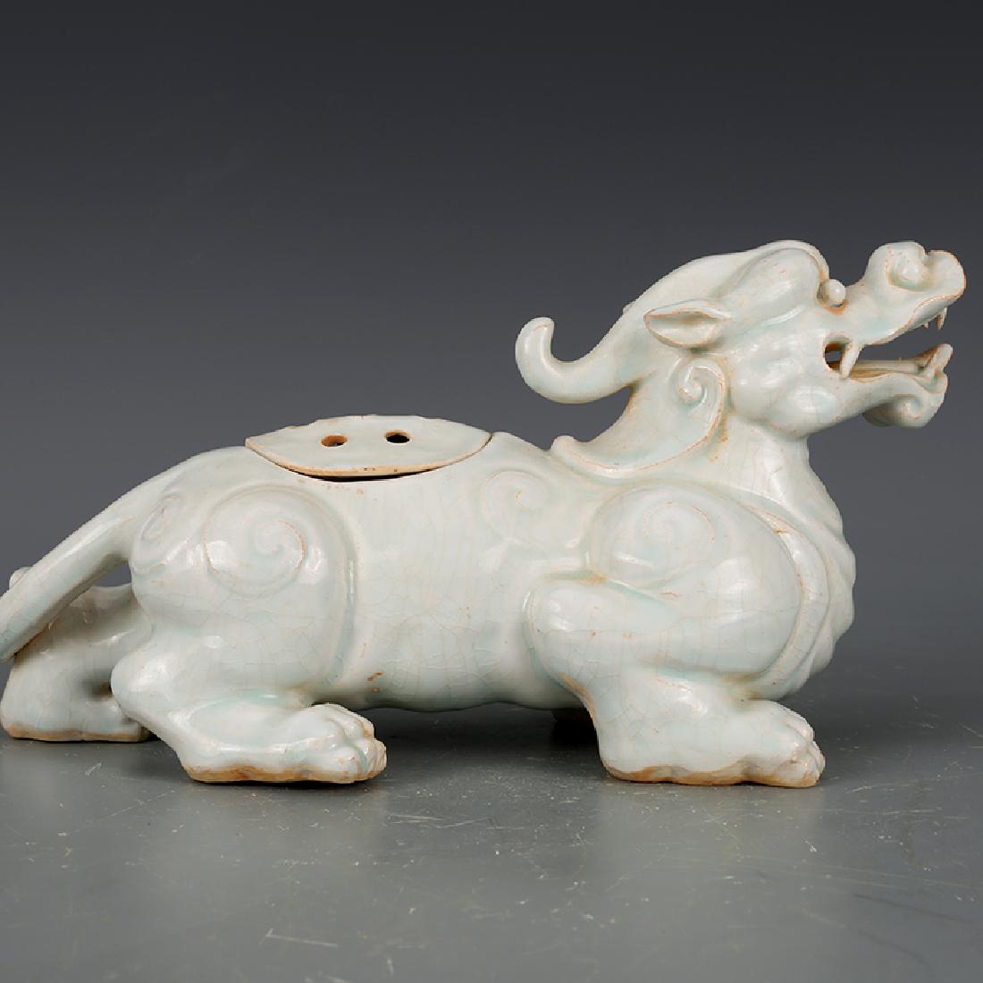 Chinese Song Dynasty Hutian Ware Green Glazed Porcelain (1 of 8)