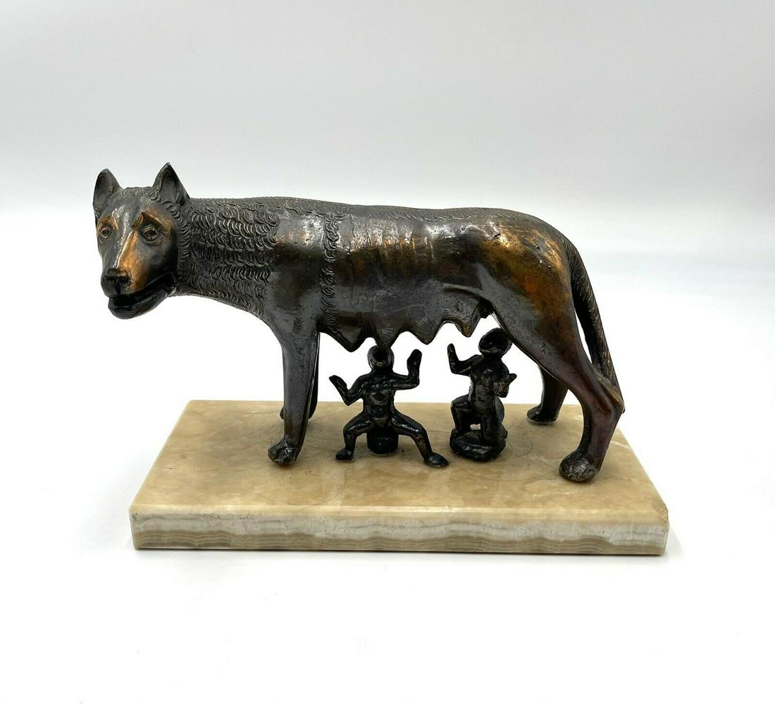 ANTIQUE Bronze Sculpture Capitoline Wolf Remus Romulus Vintage ref724 MYTHOLOGY (1 of 10)