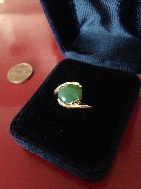 Vintage 10k Gold Jade Ring Size: 8.5 (1 of 7)