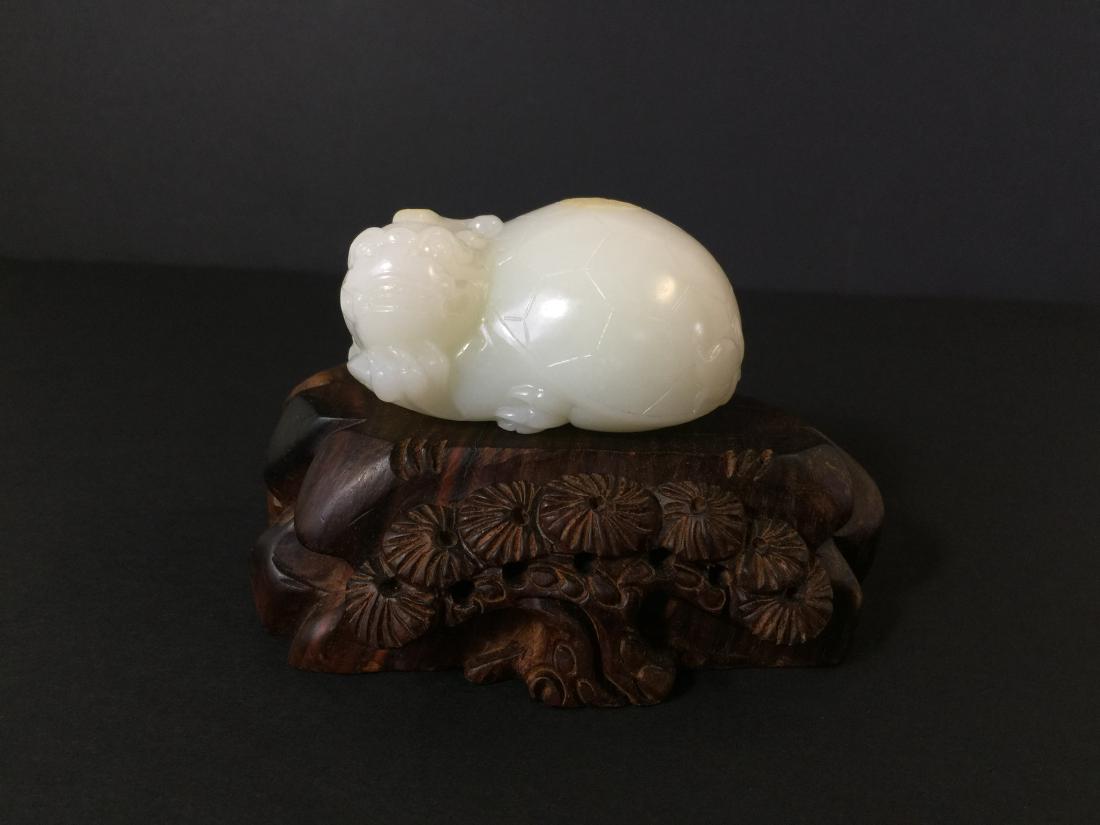 Chinese white jade carved ornament (1 of 9)
