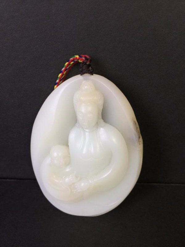 Chinese white jade charged Guanyin (1 of 10)