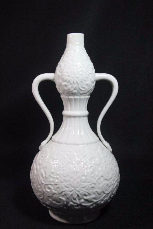White glazed double gourd vase (1 of 10)