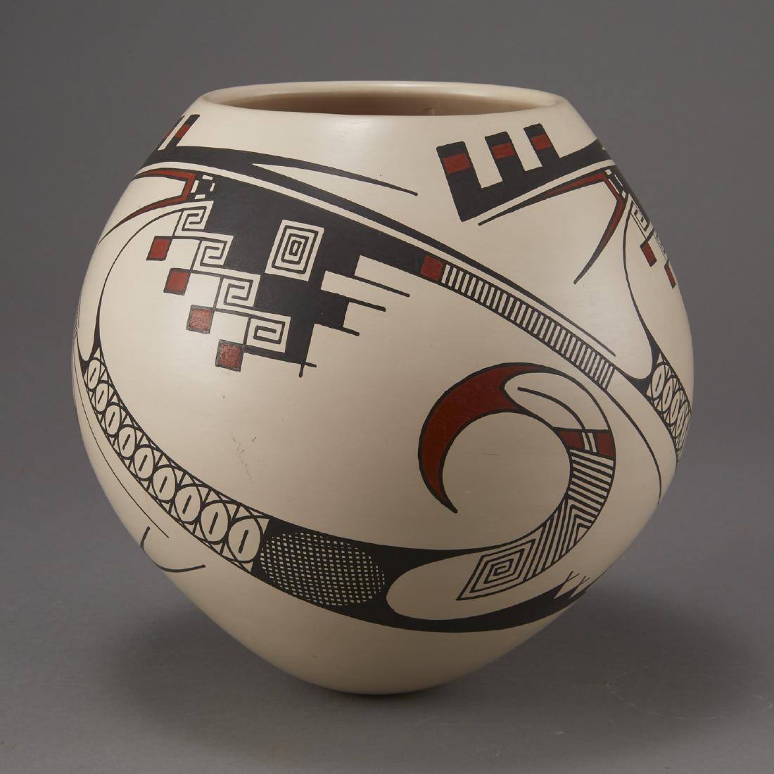 Casas Grandes Mata Ortiz Pottery by Juan Quezada (1 of 10)