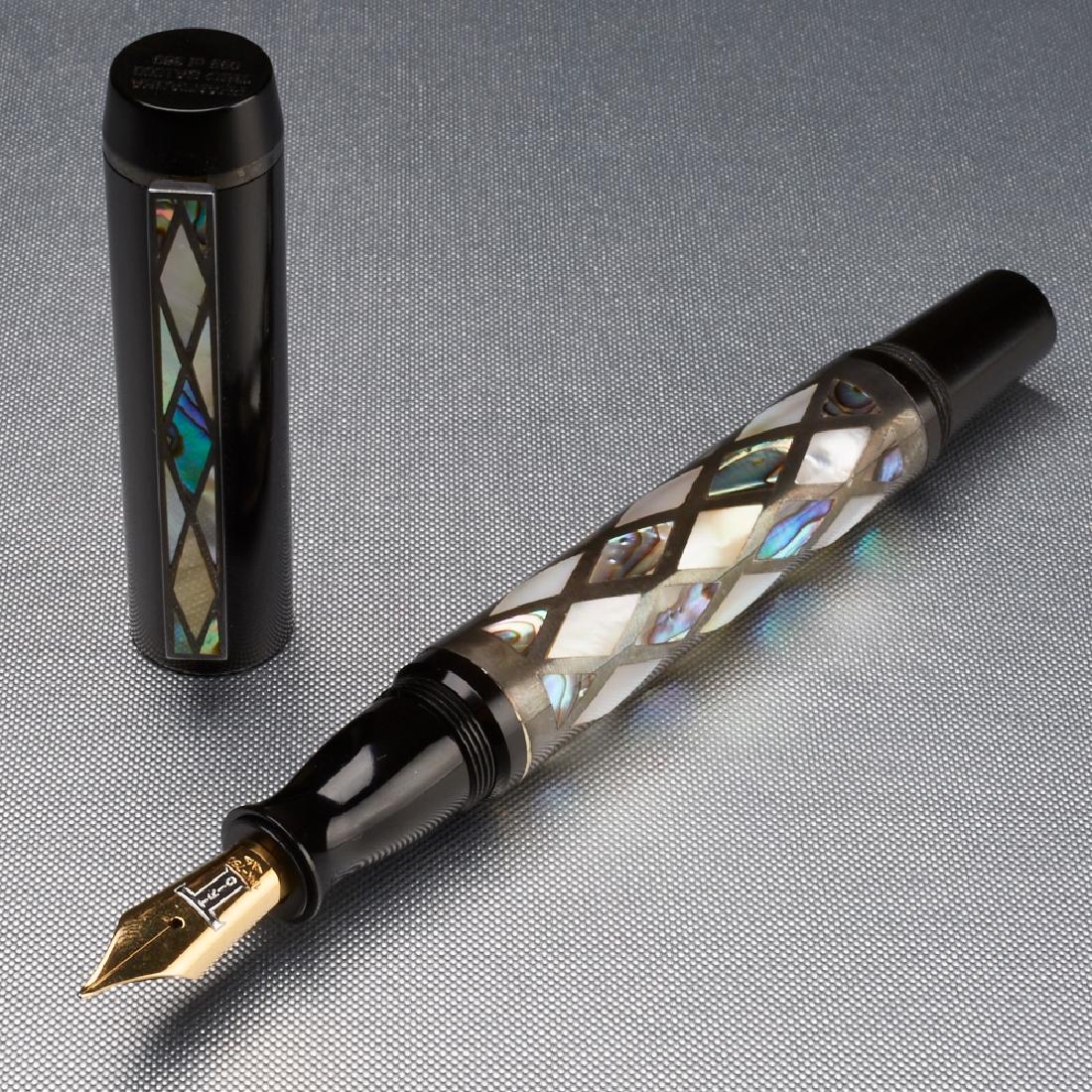Danitrio Phantasea Fountain Pen (1 of 3)