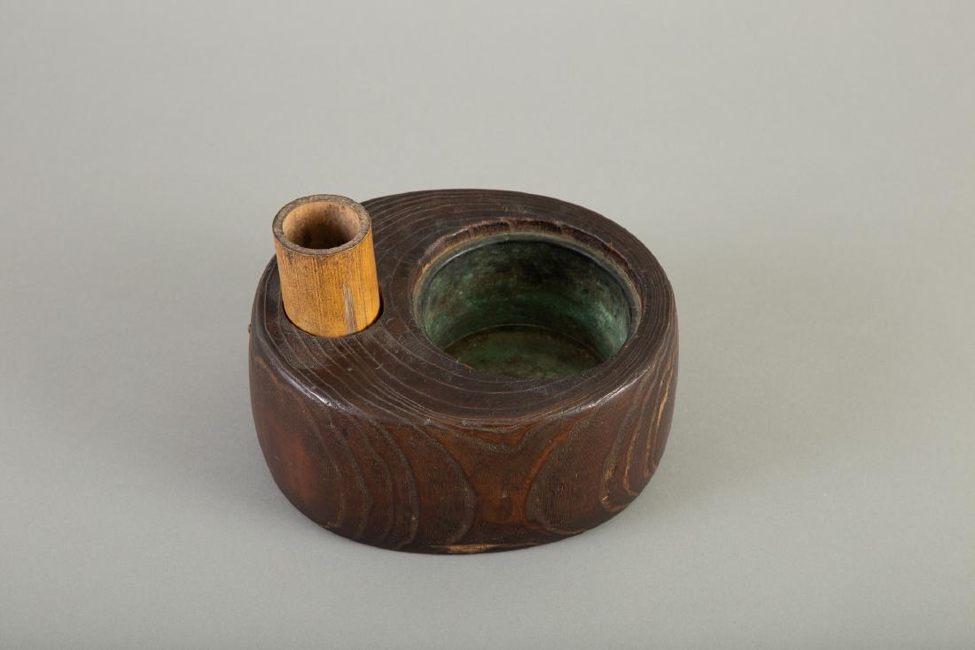 Japanese Edo Cypress Ikebana / Hibachi Container: A lovely Japanese Edo period cypress container with copper lining old patina and a fantastic bamboo vase, which can be easily lifted out. A very rare and elegant object. Dimensions: Height: 6 1/4 in x