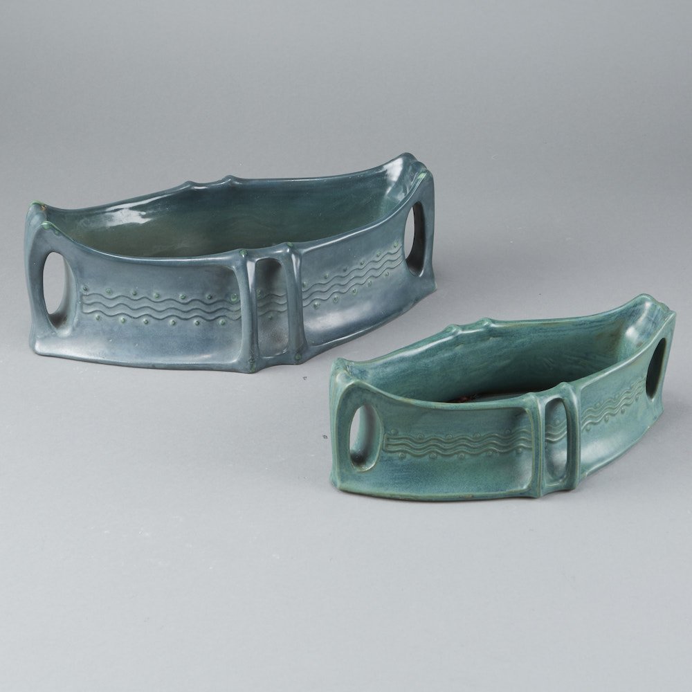 Large Amphora Arts and Crafts Basin (1 of 6)