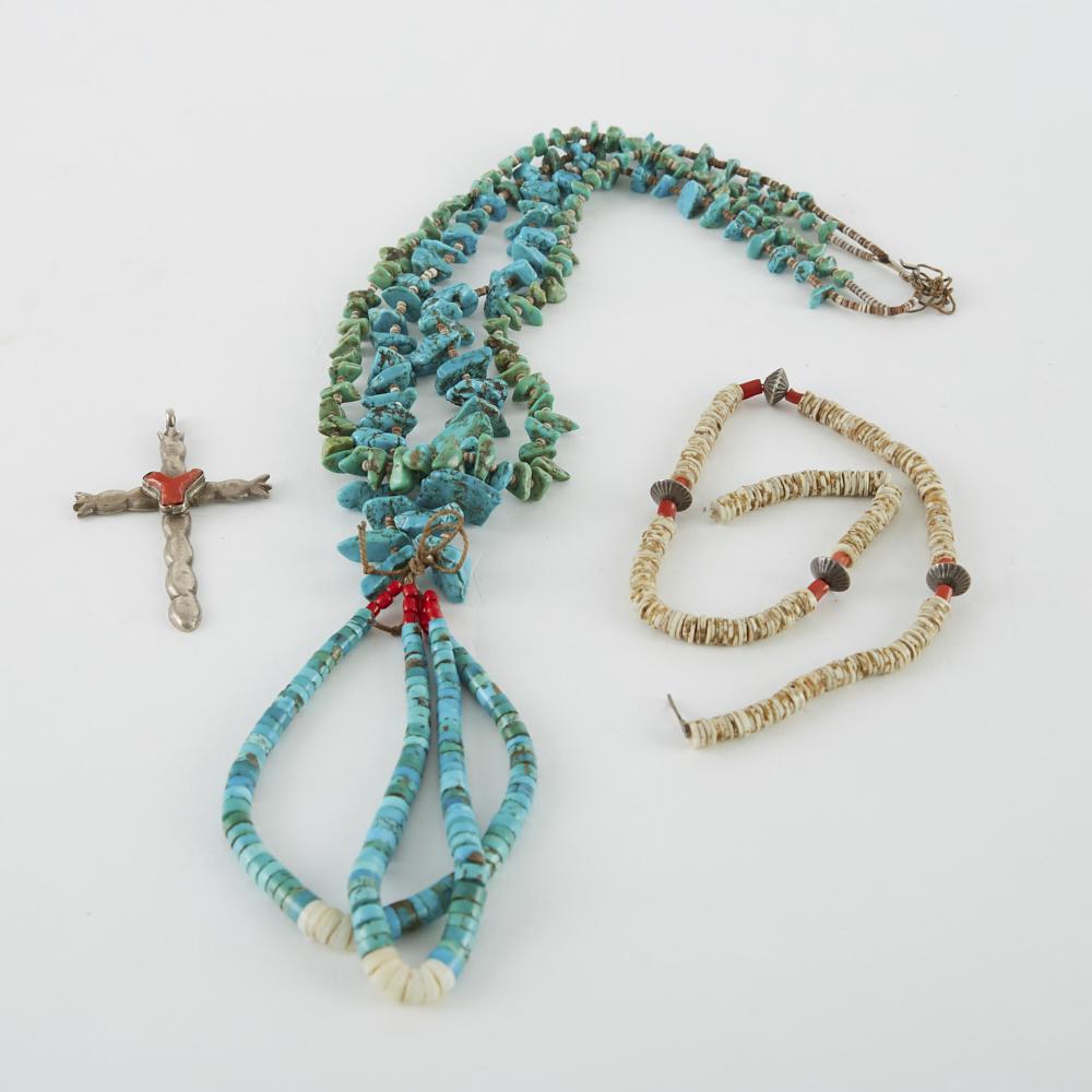 Grp: 1 Santo Domingo Necklace 1 Navajo Necklace 1 (1 of 3)