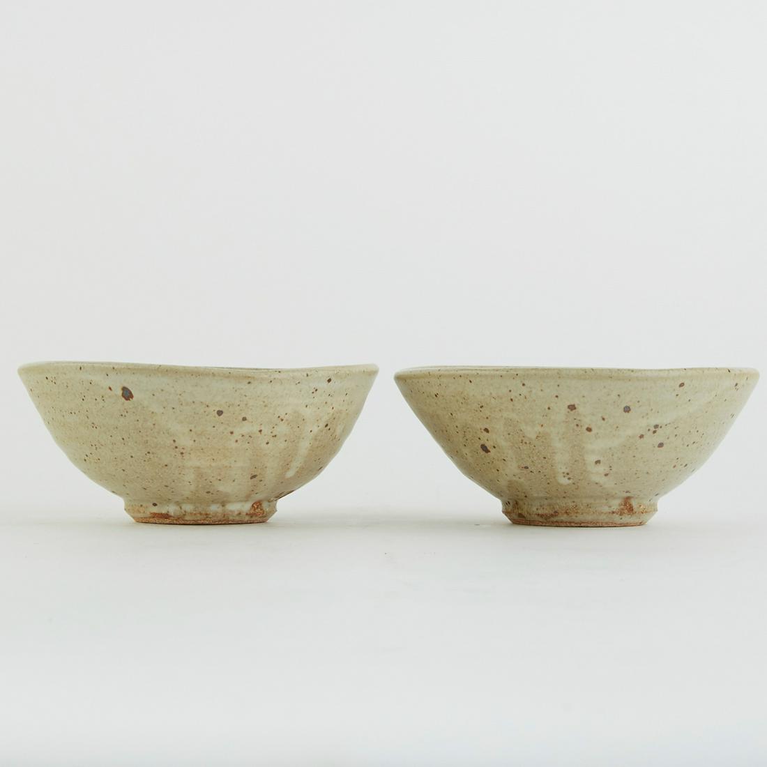 2 Warren MacKenzie Studio Pottery Bowls Marked (1 of 5)