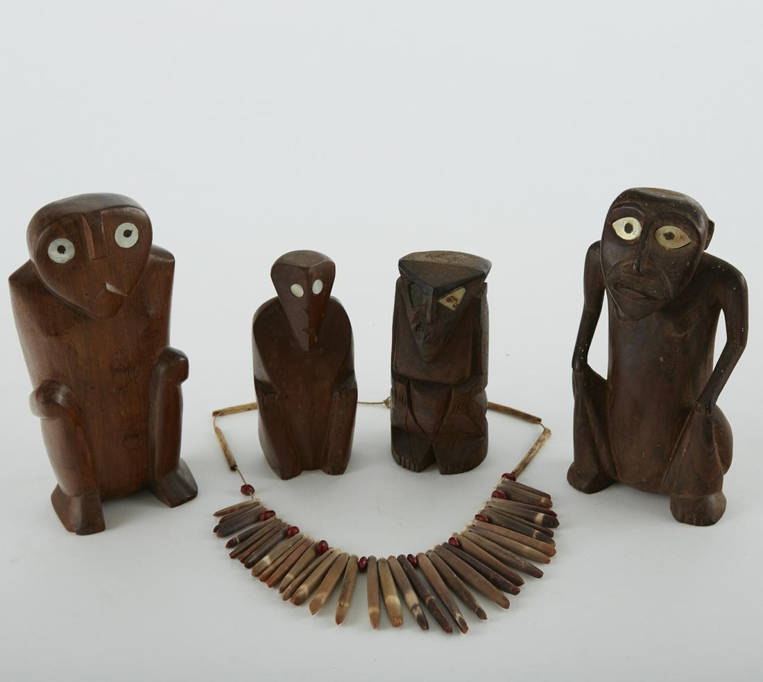 Grp: 4 Caroline Islands Seated Figures 1 Palau Ne: Group of five objects from the Caroline Islands. Four seated wooden figures, Palau or Satawan, Micronesia, WWII-era. One sea urchin spine necklace, Palau, Micronesia, ca. early-mid 20th c. Dimensions: