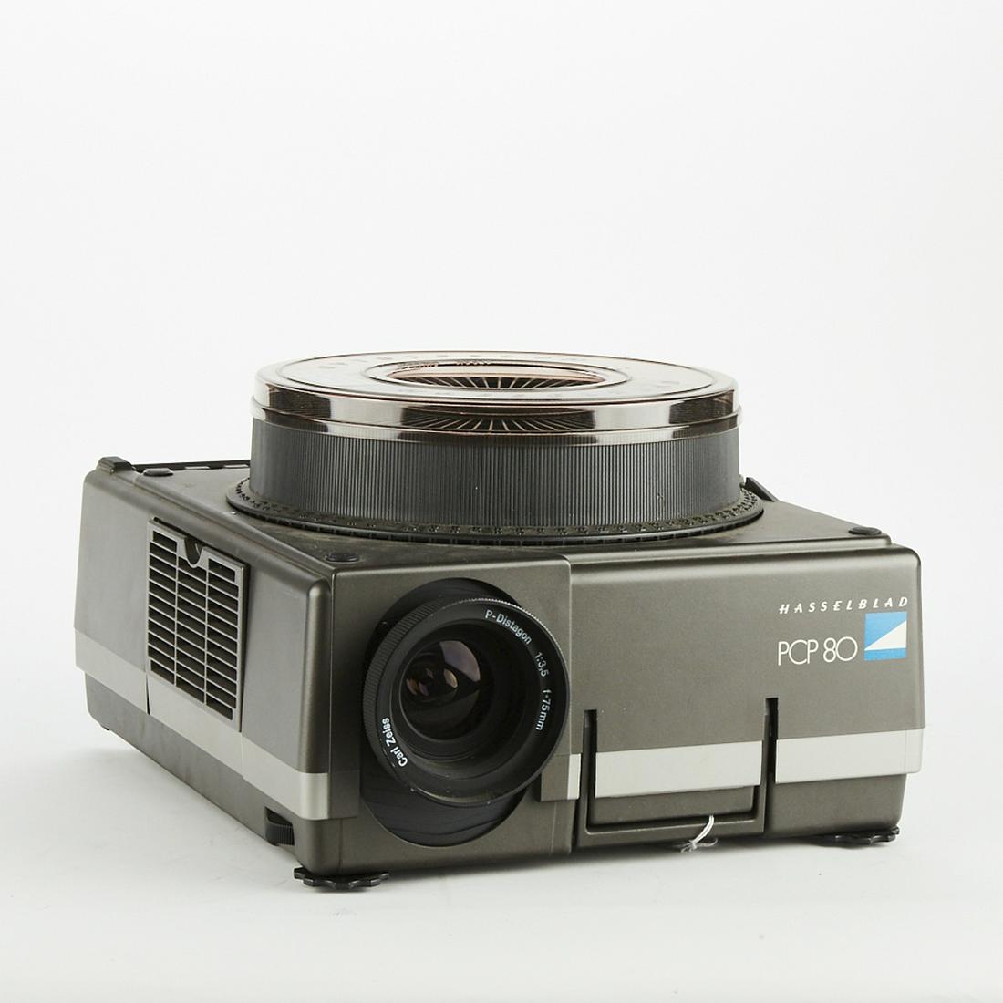 Hasselblad PCP-80 Projector: Hasselblad PCP-80 projector with wired remote control. SKU: 03032