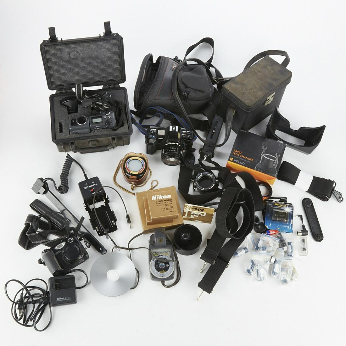 Grp Mixed Lot of Digital Camera Equipment Nikon P: Group of digital camera equipment, including items by Nikon, Polaroid, and Minolta. SKU: 03796