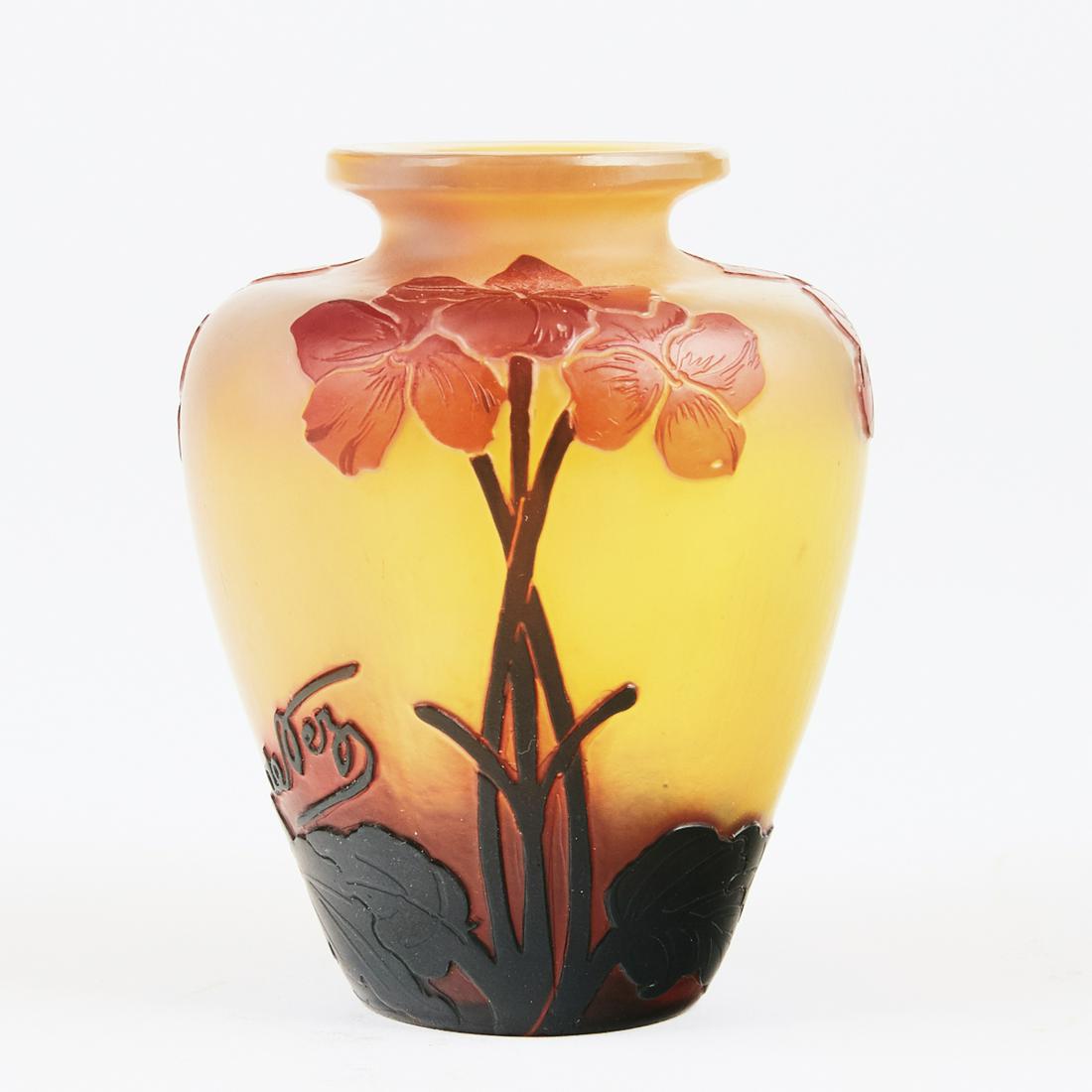 DeVez French Cameo Art Glass Flower Vase Signed (1 of 5)