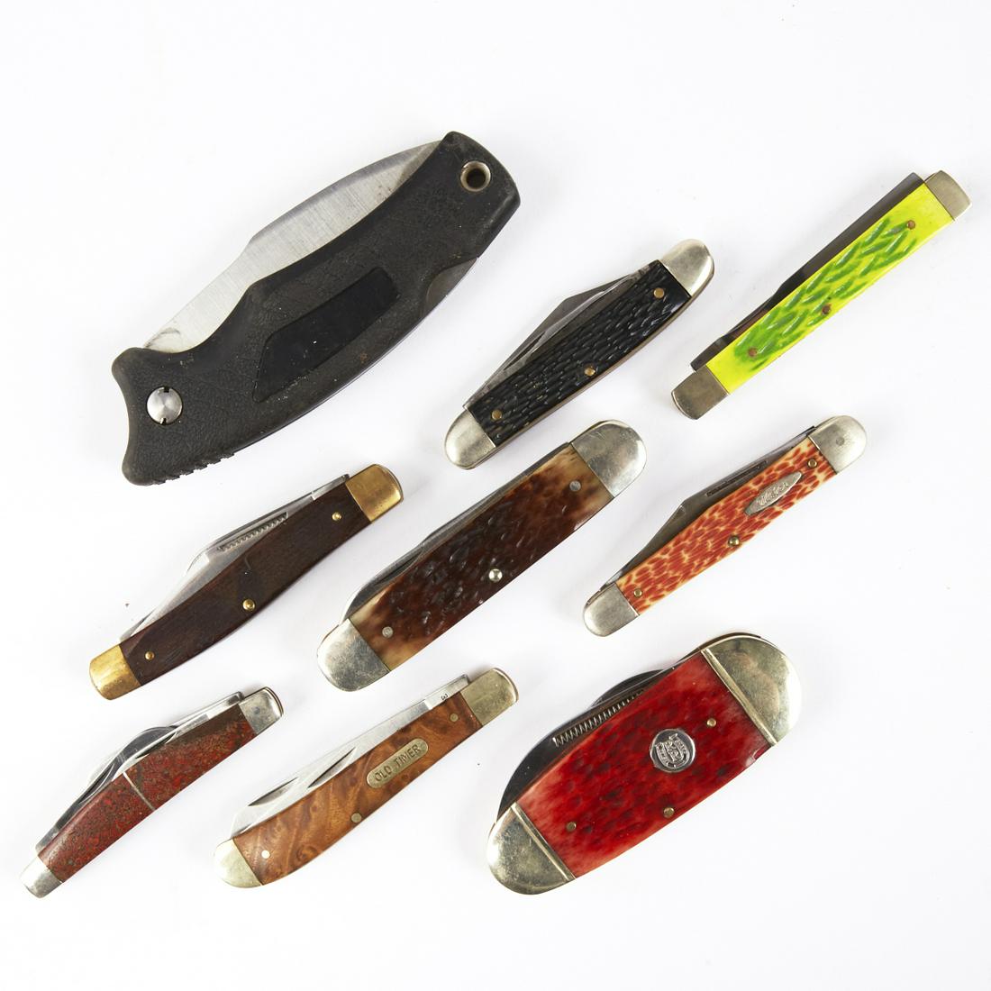 Lrg Grp: 9 Custom Folding Knives - Frontier Camillus: Large group of nine custom artisanal folding knives with handles made of horn, bone, antler, fossilized dinosaur bone. Knife makers such as Rough Rider, Shrade, Kingston, Camillus, Dino Limited, Steel