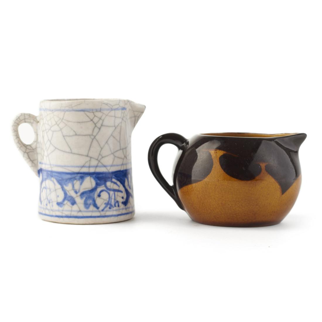 Grp: 2 Dedham Pottery Rabbit & Hampshire Pottery Birds (1 of 4)