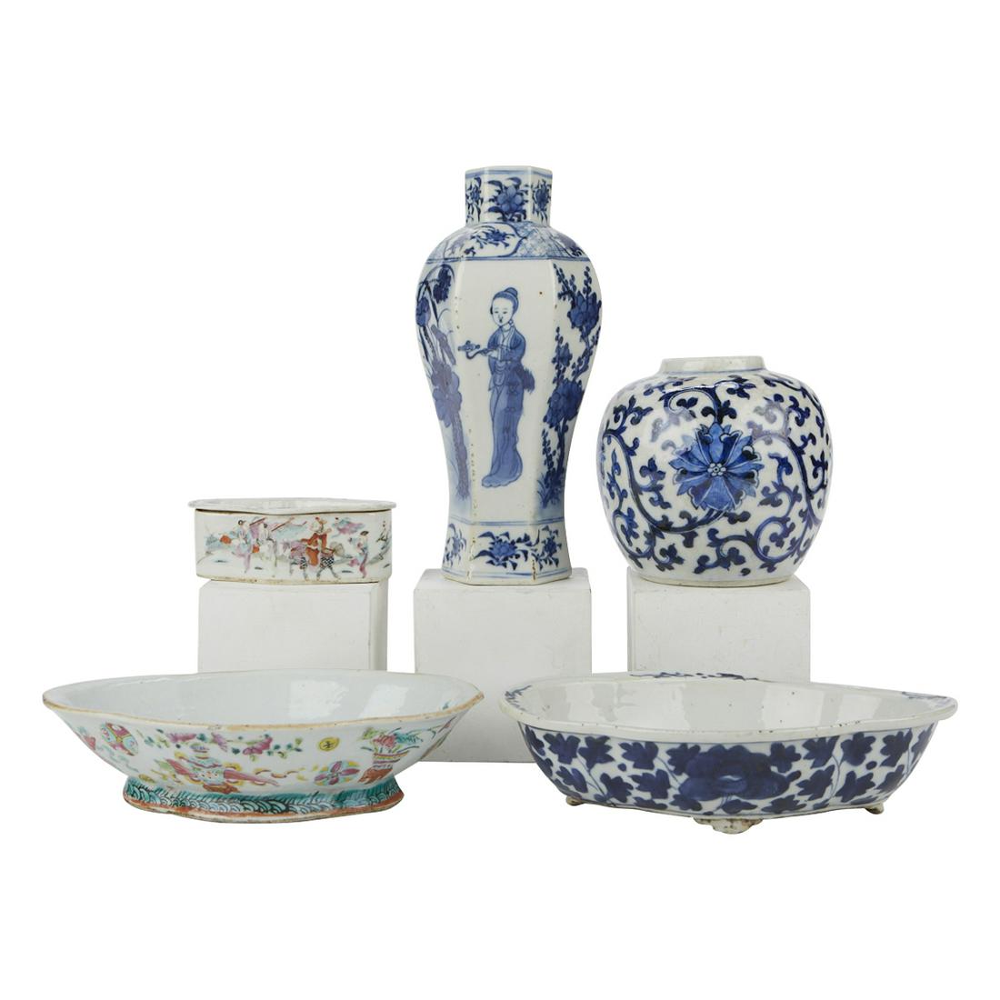 Grp: 5 Chinese Porcelain Vases & Dishes (1 of 8)