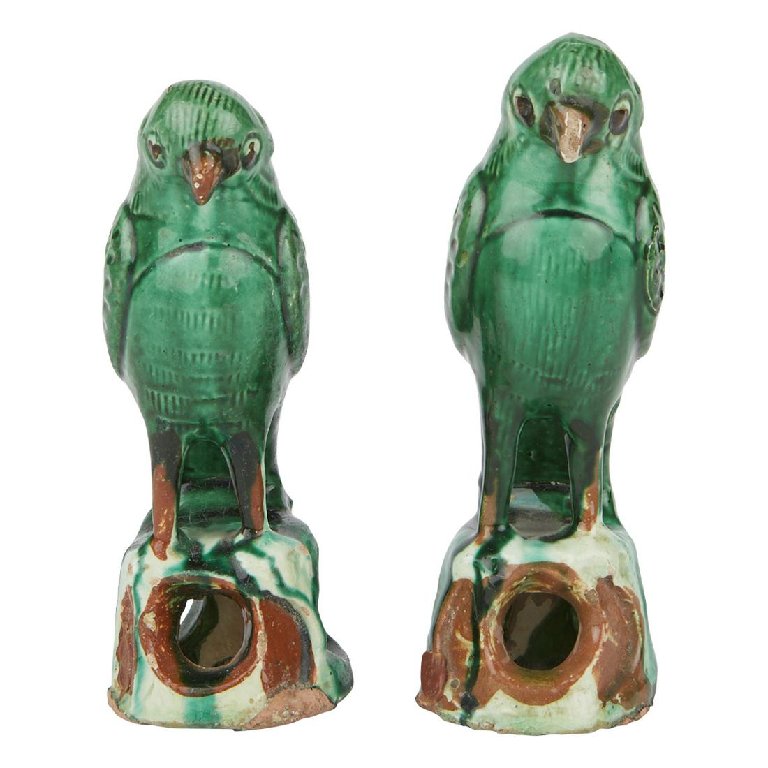 Pair of Chinese Export Porcelain Birds (1 of 5)