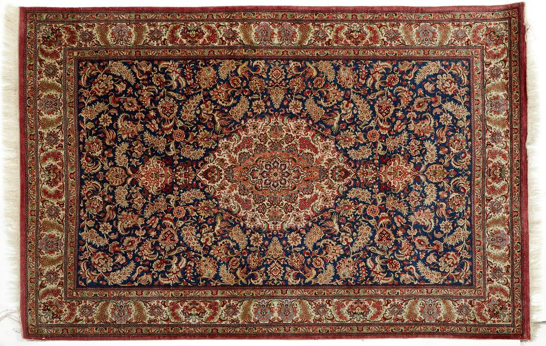 Silk Woven Persian Rug Carpet (1 of 10)