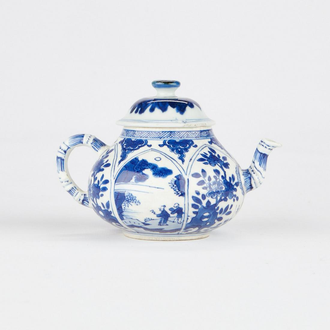 18th c. Chinese Porcelain B&W Crackle Teapot (1 of 6)