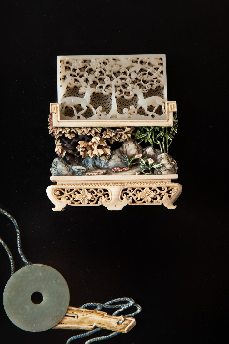 Grp: Fine Early Jades Mounted in Lacquer Panels (1 of 8)