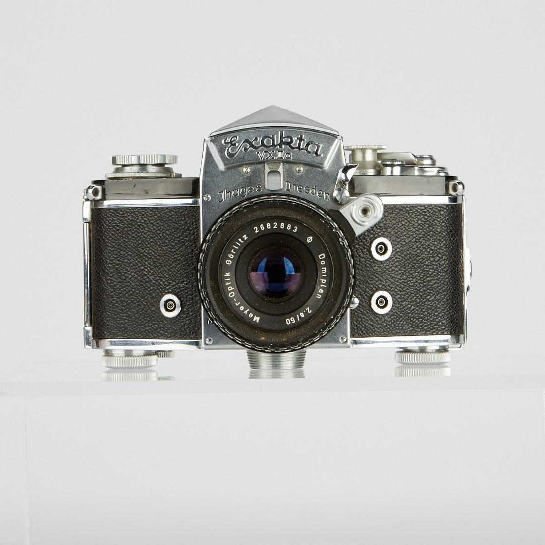 Exakta VXIIA Camera Body Ihagee (1 of 8)