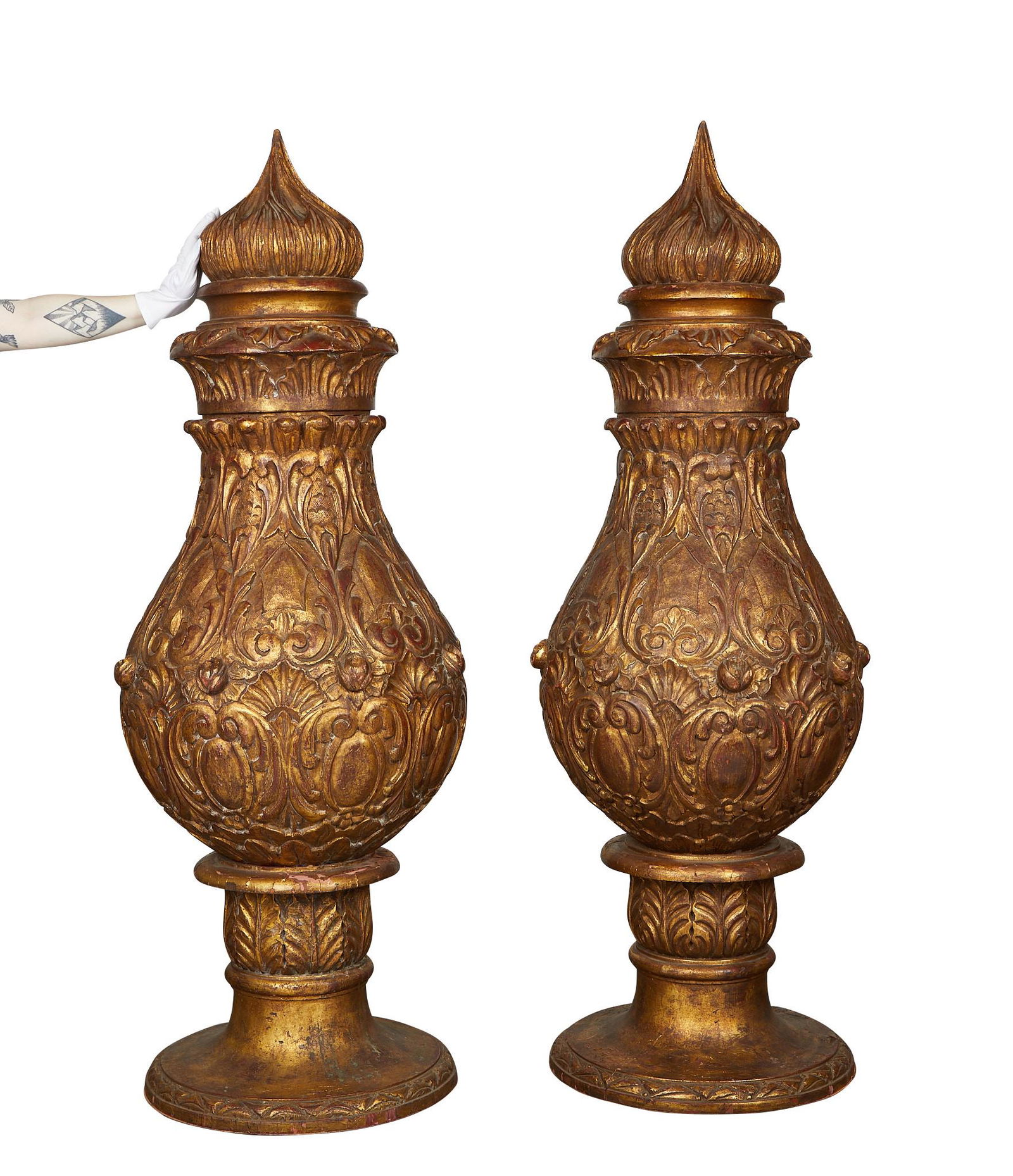 Pr: Large Continental Giltwood Decorative Urns (1 of 8)