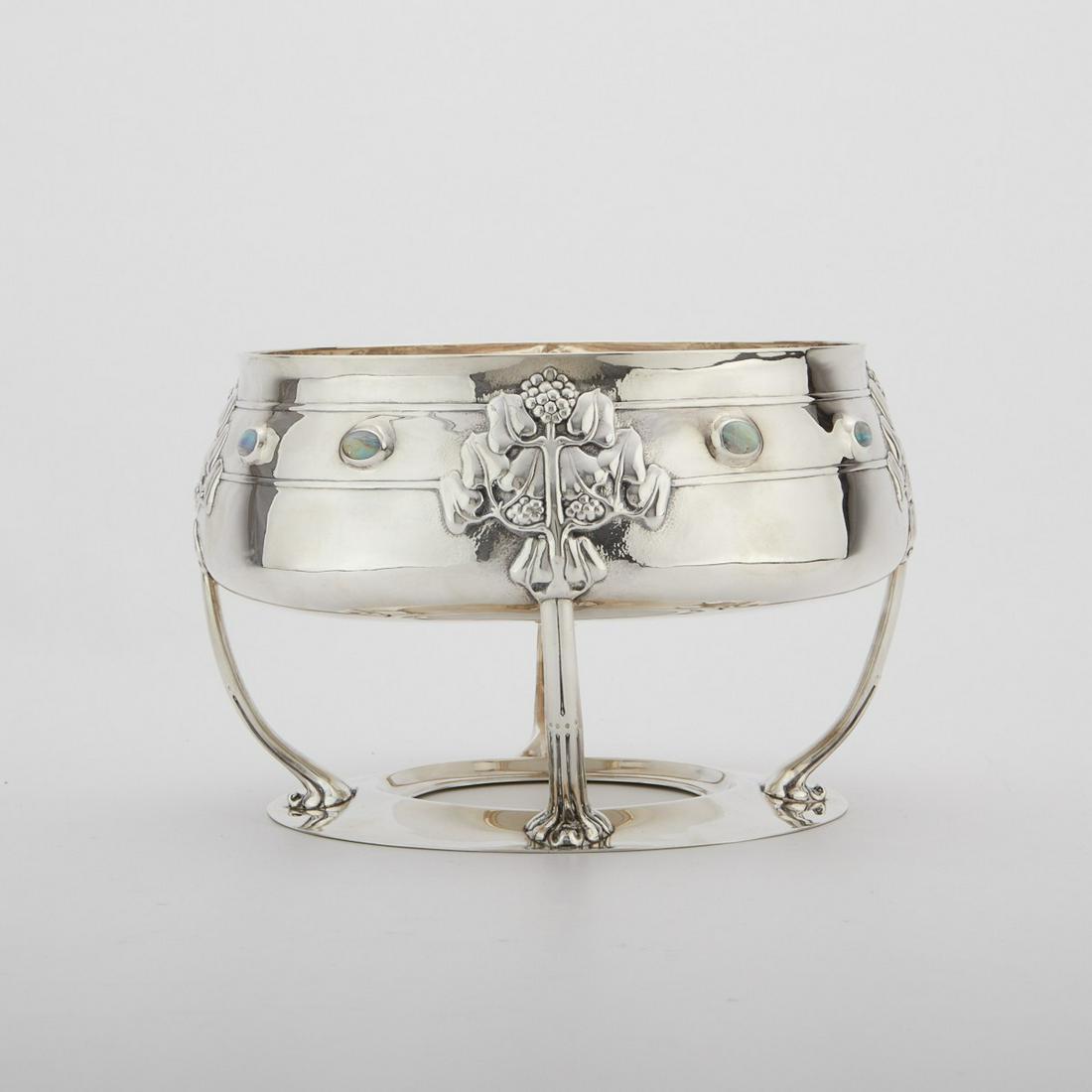 Bernard Cuzner Liberty & Co Sterling Cymric Bowl (1 of 7)